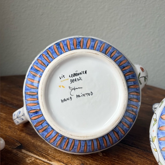 Lis Ceramica Brasil Handpainted Floral Design Tea Set - Picture 11 of 12